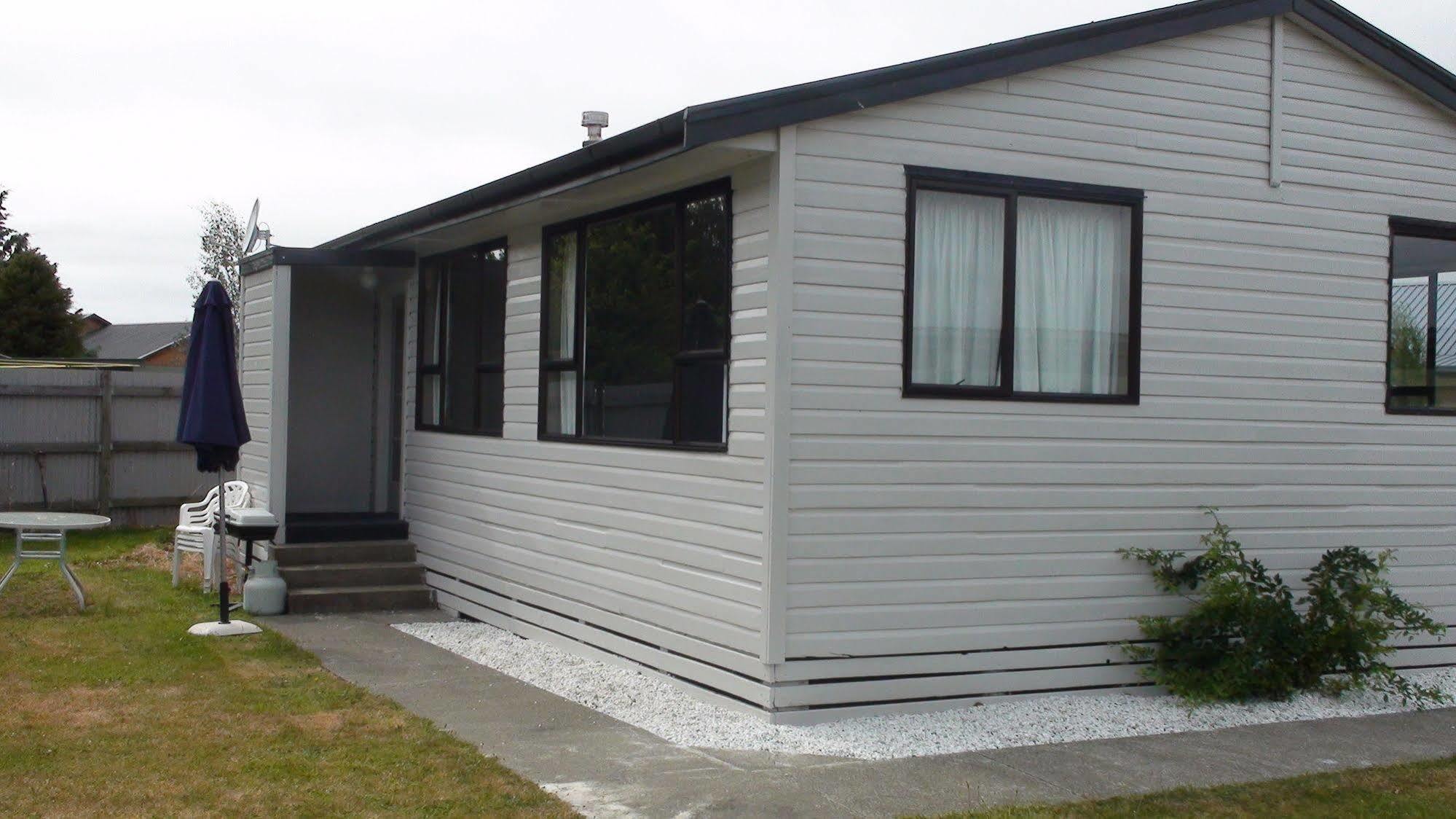 Birchwood Cottages Te Anau Esterno foto