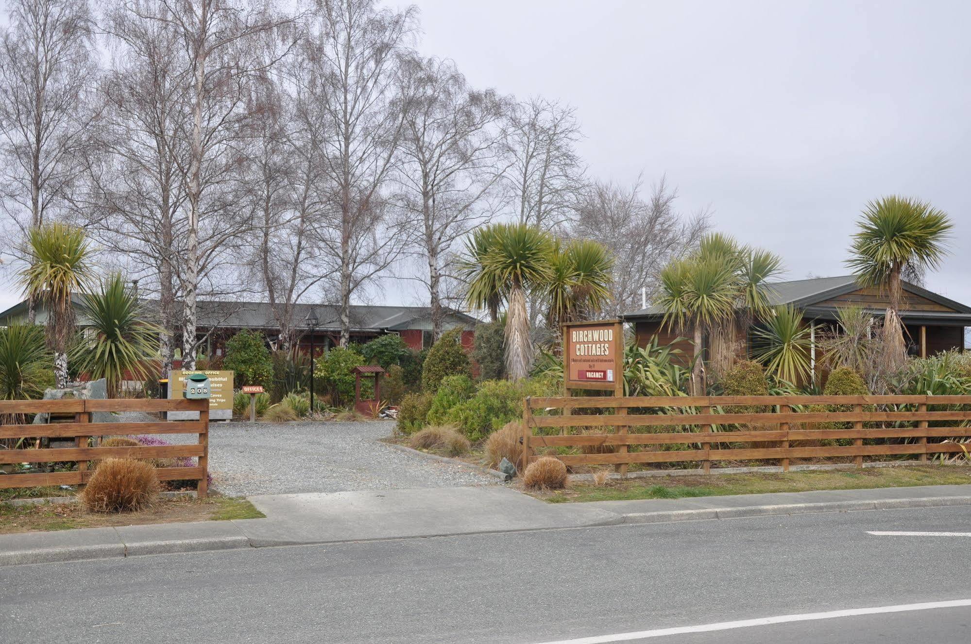 Birchwood Cottages Te Anau Esterno foto