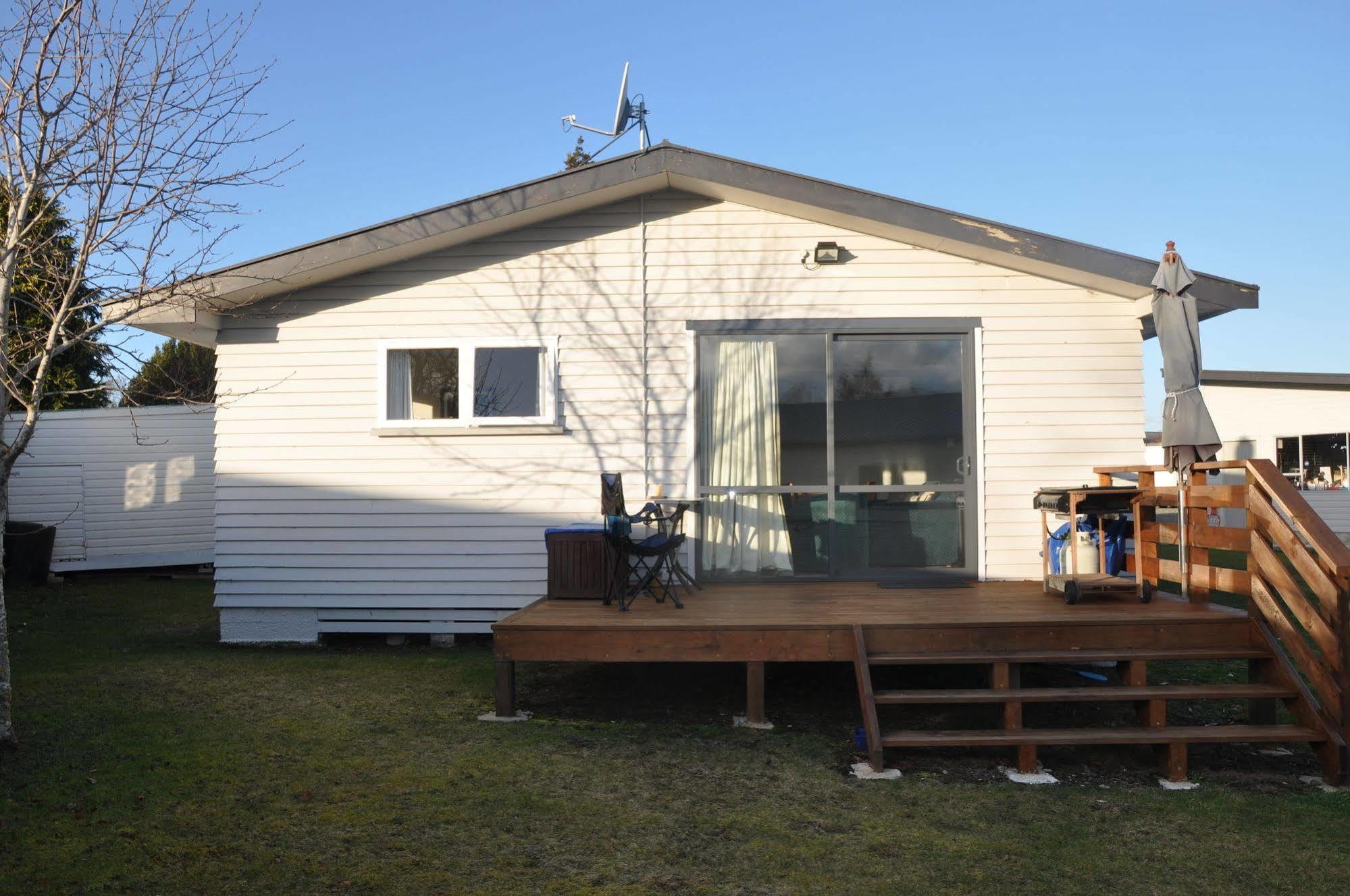 Birchwood Cottages Te Anau Esterno foto